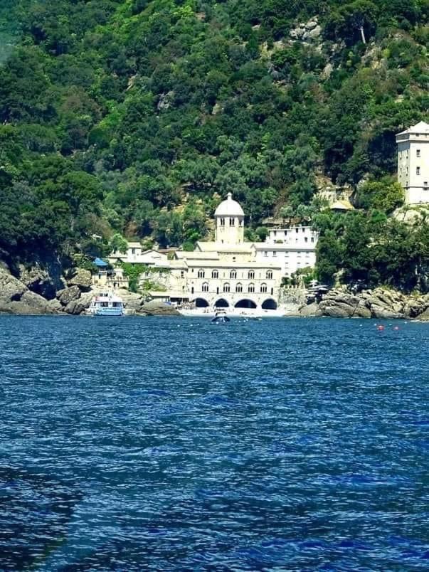 La Casa Di Gio Golf Tennis E Parcheggio Privato Rapallo Ngoại thất bức ảnh